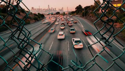 绝地反击！强队逆转获胜续写冠军争夺历史，绝地反击上演惊天逆转