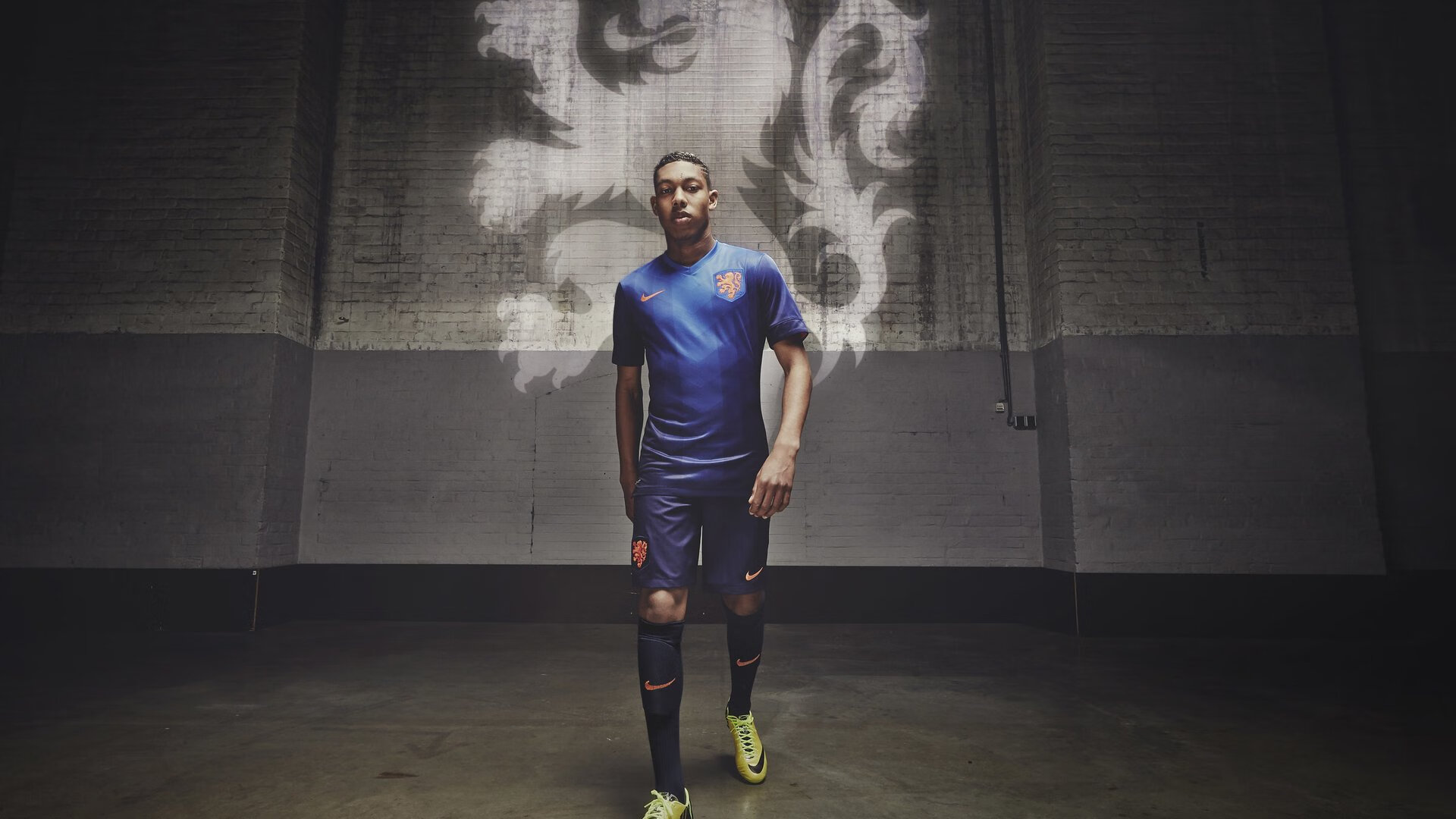 斯佩齐亚中锋爆发破门,率领球队击败对手,斯佩齐亚转入球员