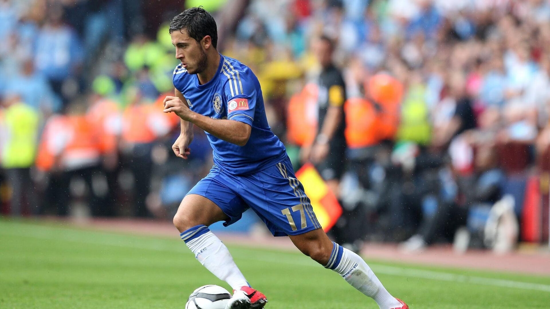 瓦伦西亚惨遭逆转，三球领先一败涂地，瓦伦西亚唯一的球迷